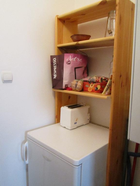 Toldi Apartment *